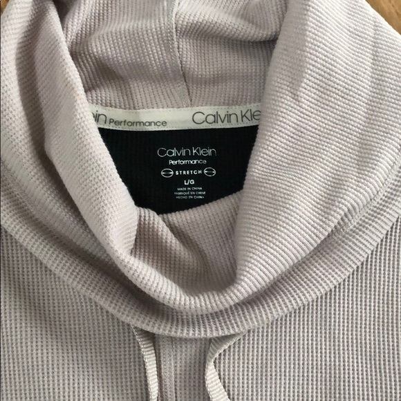 Top - Picture 2 of 5